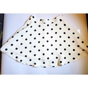 Forever21 White w/ Black Polka Dot Flared Skirt Size Medium